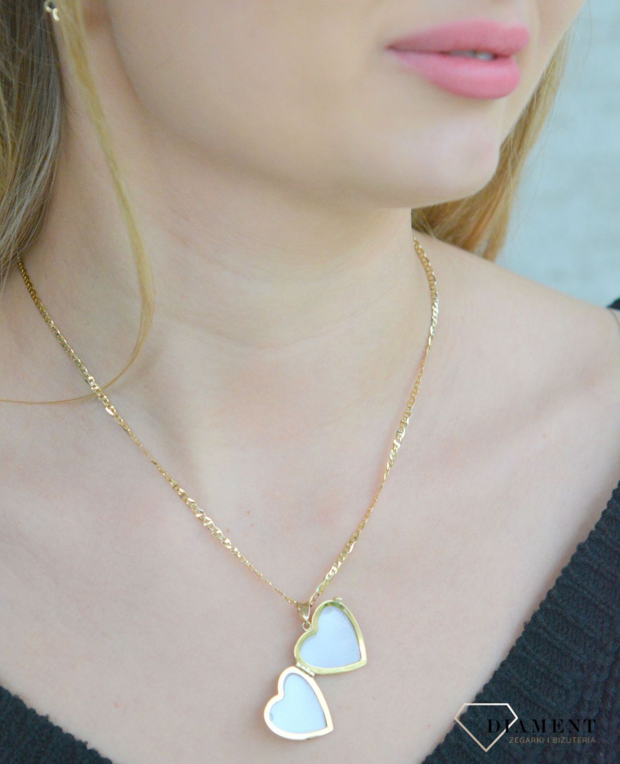 Złota zawieszka puzderko na zdjęcia sekretnik 375 Serce ZA 2538 375.jpg